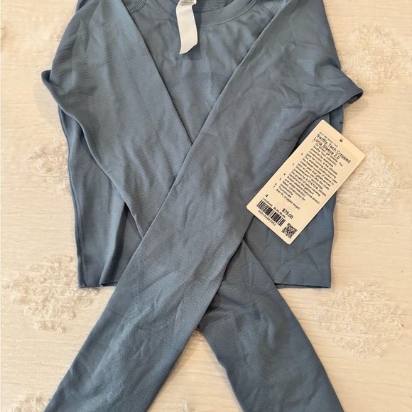NWT Lululemon swiftly tech cropped long sleeve shirt - Picture 1 of 4